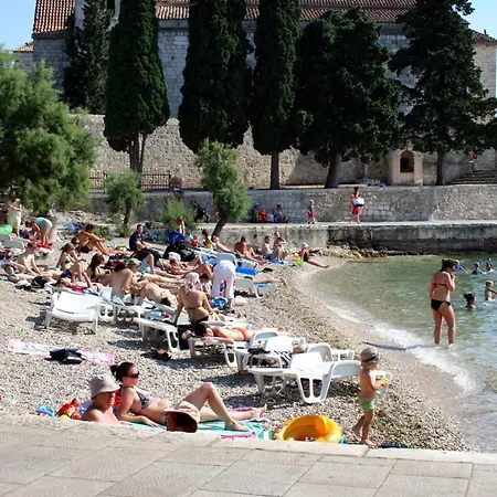 Double Hvar 15706d 3*