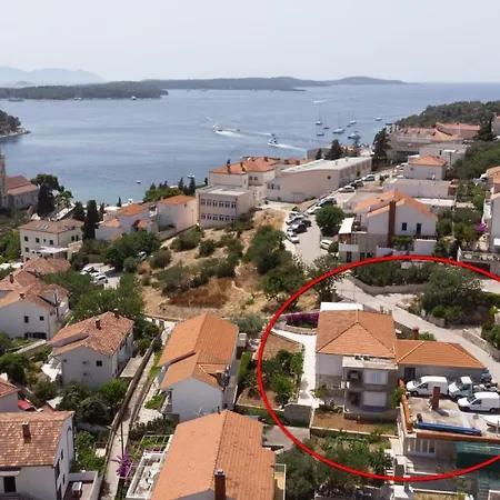 Double Hvar 15706d 3*